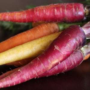 ZANAHORIA DE COLORES X ATADOS
