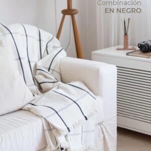 MANTA ESTILO NORDICA 1,60 X 1 MTRS- COMBINACÍON EN NEGRO